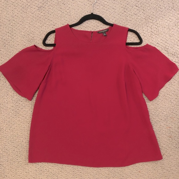 EUC Banana Republic cold shoulder top size small - Picture 1 of 5